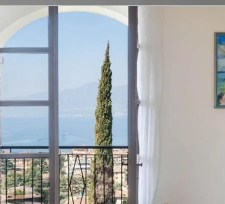 Maria View,7 Minuti A Piedi Dal Centro, Parcheggio Privato Apartamento